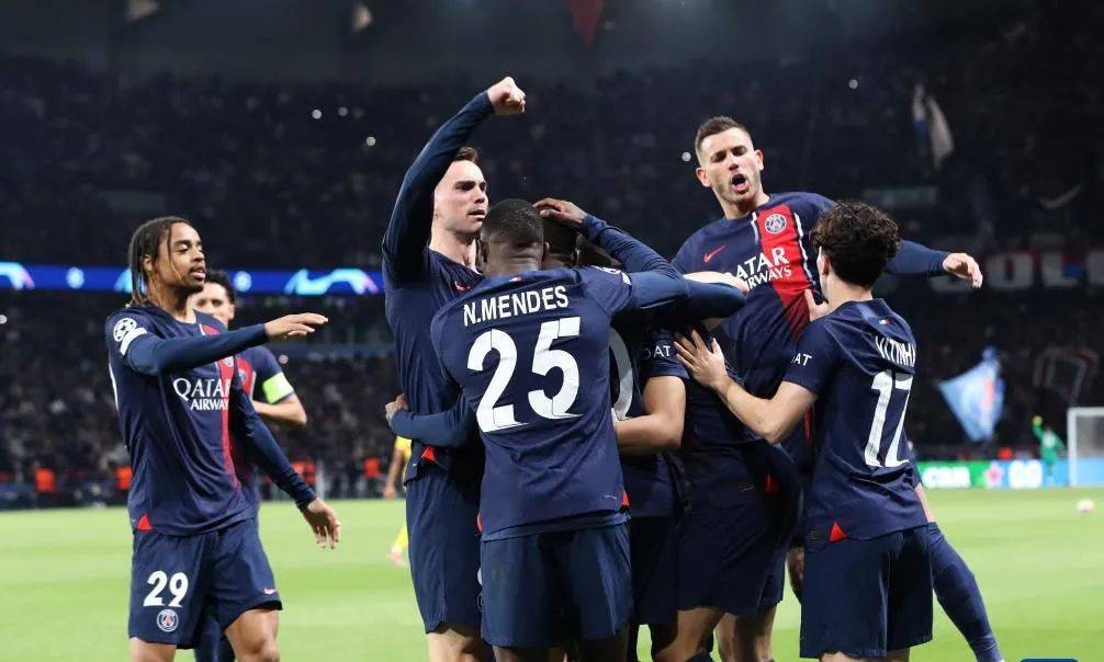 里程碑夜巴黎圣日耳曼再遭质疑，欧冠今晨刷纪录，话题不断，细节决定成败的简单介绍